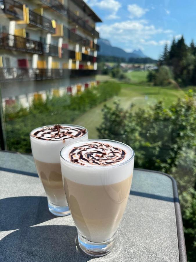 Aldiana Club Salzkammergut Und Grimmingtherme บัดมิทแทร์นดอร์ฟ ภายนอก รูปภาพ