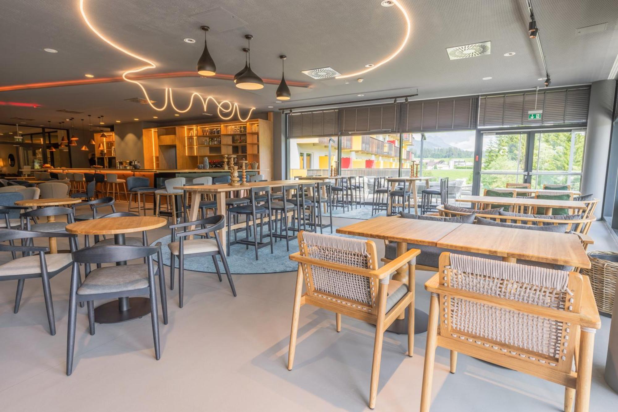 Aldiana Club Salzkammergut Und Grimmingtherme บัดมิทแทร์นดอร์ฟ ภายนอก รูปภาพ