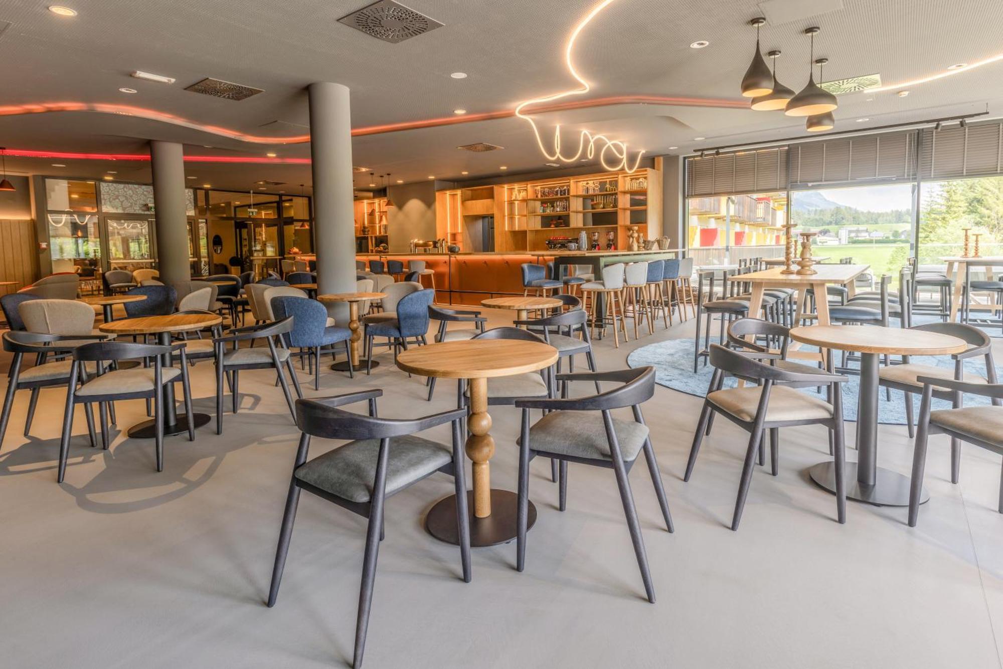 Aldiana Club Salzkammergut Und Grimmingtherme บัดมิทแทร์นดอร์ฟ ภายนอก รูปภาพ